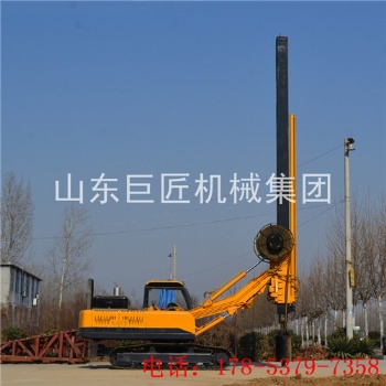 巨匠集團(tuán)履帶式旋挖鉆機(jī)大型全液壓旋挖打樁機(jī)效率高