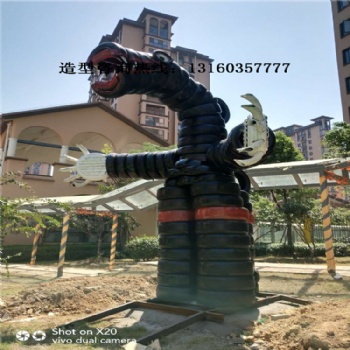 廢舊輪胎工藝品定制景區(qū)雕塑公園擺件廢舊輪胎工藝品定制戶(hù)外拓展卡通動(dòng)漫制作