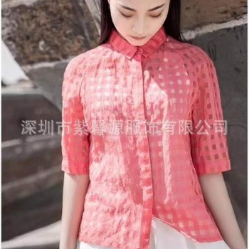 品牌廠家折扣女裝源供應(yīng)商