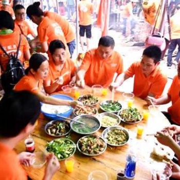 白云區(qū)工業(yè)園竹料良田帽峰山附件農(nóng)家樂團體出游拓展訓(xùn)練野炊燒烤