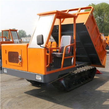 格爾木32馬力爬山車 復(fù)雜路況運(yùn)輸木材農(nóng)用車哪有賣(mài)