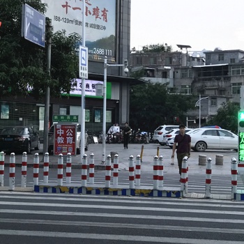 交通信號(hào)燈 供應(yīng)湖北河南河北一體式廣告人行加機(jī)動(dòng)車交通信號(hào)燈