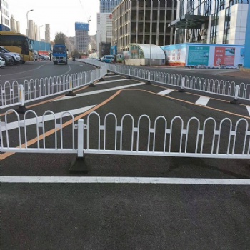 京式護(hù)欄 道路交通隔離欄 人行道護(hù)欄 市政護(hù)欄