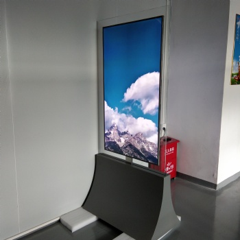 東莞惠華廠家55寸立式雙面液晶顯示廣告標牌、雙面液晶數字標牌