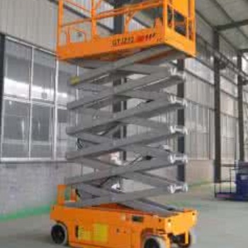 徐州市賈汪區(qū)升降機租賃，銅山新區(qū)全自動剪叉車。6米到32米曲臂直臂剪叉車