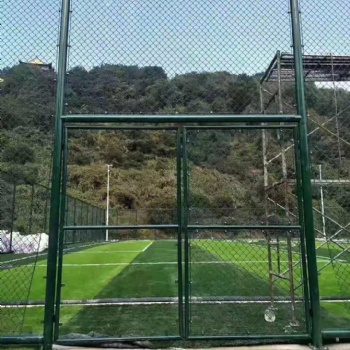 室外籃球場(chǎng)安全圍欄A六安室外籃球場(chǎng)安全圍欄廠家批發(fā)