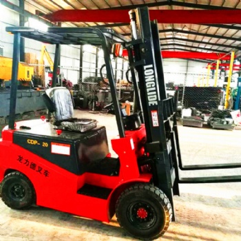 德州自產(chǎn)龍力德電動(dòng)叉車全封閉電機(jī)無(wú)尾氣