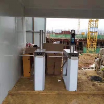 濟南安裝三輥閘，工地三輥閘安裝，人臉識別科創鼎新廠家