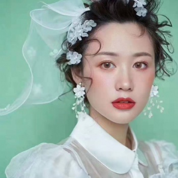 學美甲化妝來駐馬店玲麗讓你一邊學習一邊賺錢
