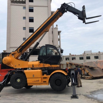 路燈高空作業(yè)車伸縮臂升高平臺(tái)作業(yè)車3噸伸縮臂叉車