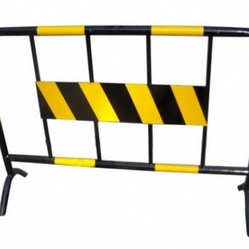 昌寶聯(lián)直供機(jī)場(chǎng)車站護(hù)欄