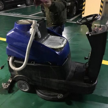 北京洗地機維修，掃地車，塵推車，地毯清洗機，保潔設備維修，電瓶置換
