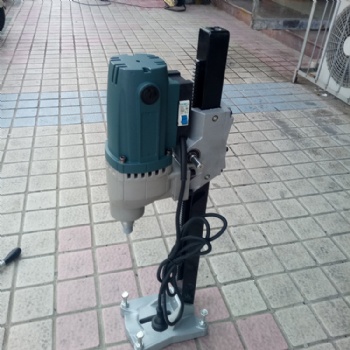 出售金剛石鉆孔機(jī) 混凝土墻面鉆孔機(jī) 水鉆鉆孔機(jī)