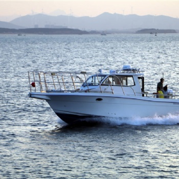 滑翔艇深V型海船自用釣魚船10人專業(yè)釣魚艇廠家玻璃網(wǎng)私人快艇廠家