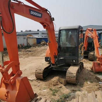 小型70挖機(jī)90/50/40/20挖機(jī)大減價(jià)帶錘出售