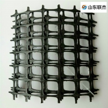 廠家直供土工格柵，土工布，土工膜，土工格室，三維植被網(wǎng)，生態(tài)袋，植生袋歡迎來(lái)電咨詢