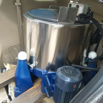 三足工業(yè)離心脫水機(jī) 304不銹鋼脫水機(jī) 源頭廠貨 質(zhì)優(yōu)價(jià)廉
