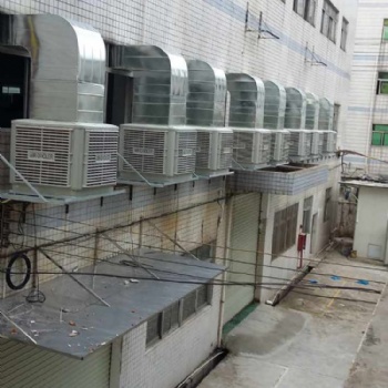厚街鋼結構廠房降溫環?？照{冷水機安裝