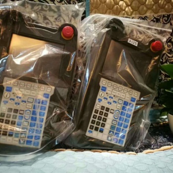 ABB工業機器人本體和配件銷售以及維保服務