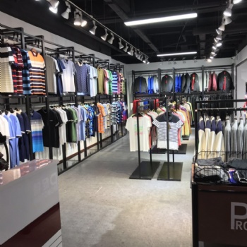 運動品牌服裝尾貨批發(fā)品牌折扣店專賣店貨源直播貨源