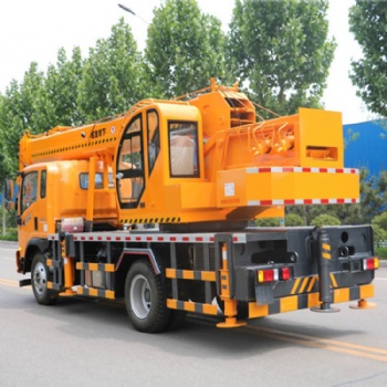 新款10噸吊車 重汽10噸吊車參數(shù) 10噸吊車價格 重汽10噸汽車吊 徐工大臂 油電兩用