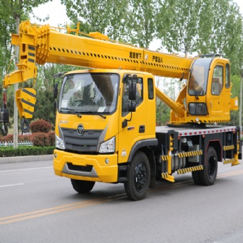 供應(yīng)十六噸吊車 凱馬16噸吊車 16噸汽車吊自重 高配置 單板臂頭