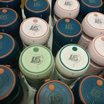 蘇州禮品私人定制，榨汁機激光雕刻，空氣凈化器激光打標(biāo)，周年慶鐳雕加工
