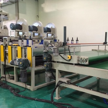 江蘇塑料擠出機(jī)恭樂噴絲床墊設(shè)備廠家