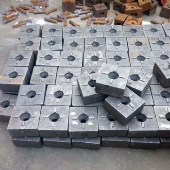 大量銷售破碎機錘頭，高鉻合金錘頭，耐磨錘頭廠家