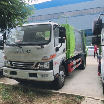 國(guó)六8方江淮環(huán)衛(wèi)壓縮垃圾車(chē)