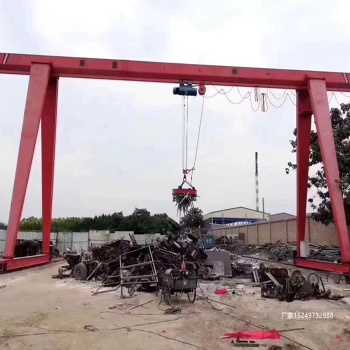 福建莆田龍門(mén)吊出租25噸26米吊空心板梁用