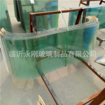 廠家定制拖拉機收割機玻璃前擋風(fēng)玻璃側(cè)窗玻璃大量可來圖定制生產(chǎn)