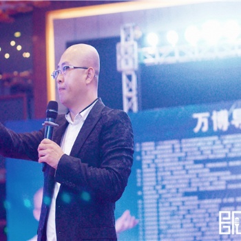 李萬博導(dǎo)師新書《說服實戰(zhàn)絕學(xué)》行為 + 環(huán)境 = 意義