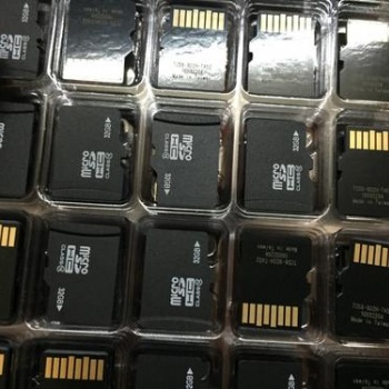 回收各種內(nèi)存卡,U盤(pán)半成品,黑膠體,cf卡,硬盤(pán)等電子產(chǎn)品