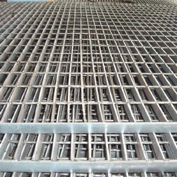 工廠定制鋼格板，網(wǎng)格柵，平臺(tái)踏步板，不銹鋼溝蓋，復(fù)合板 ，異形井蓋