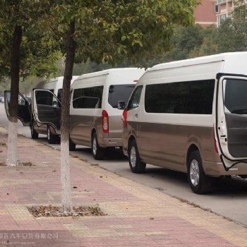 廣州會(huì)展中心租車長(zhǎng)途市區(qū)接送小巴15座18座會(huì)議接送南站多少錢一天