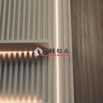 護(hù)墻板背景墻，無醛無害無異味,性價(jià)比高,格柵款