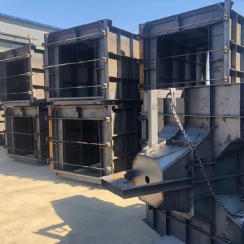 矩形槽鐵模具廠家供應(yīng)，預(yù)制矩形槽鋼模具質(zhì)優(yōu)價(jià)廉