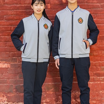 小學(xué)校服定做設(shè)計(jì)的時(shí)候需要注意的問題