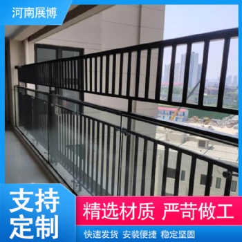 洛陽(yáng)廠家生產(chǎn)樓盤(pán)護(hù)欄鋅鋼連廊空調(diào)百葉窗飄窗護(hù)欄