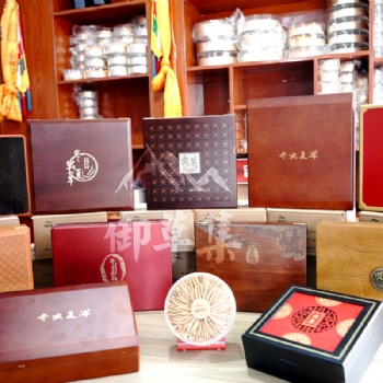 臨近年底，高品質(zhì)御草集冬蟲夏草火熱訂購中