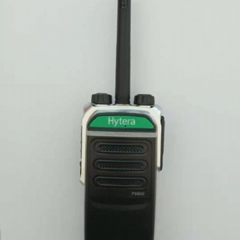 東營(yíng)墾利對(duì)講機(jī)化工石油廠車間用海能達(dá)PD600EX數(shù)字防爆