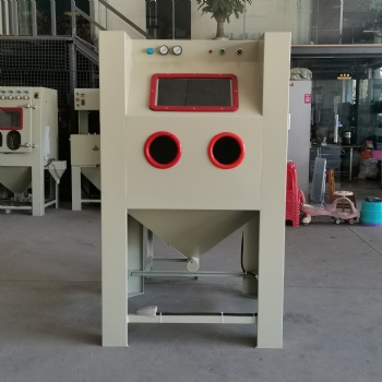 1010手動普壓噴砂機 性能穩(wěn)定氧化金屬表面噴砂機