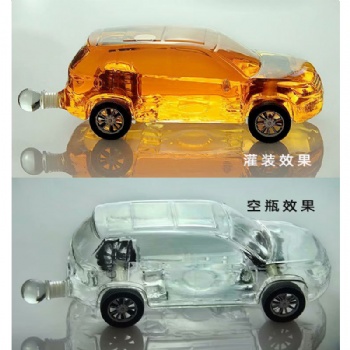 河間華企生產異形汽車造型醒酒器玻璃工藝泡酒瓶擺件1000ml