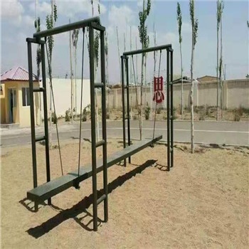 抗眩暈訓(xùn)練器材滾輪旋梯浪木。障礙器材