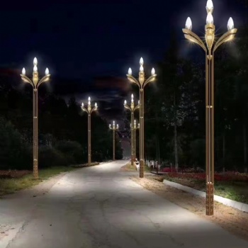 太陽能壁燈，太陽能路燈，高桿燈，壓鑄路燈，LED智慧路燈廠家