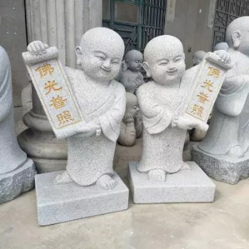 寺院小沙彌雕塑，石質(zhì)小沙彌，寺院石頭小和尚石雕