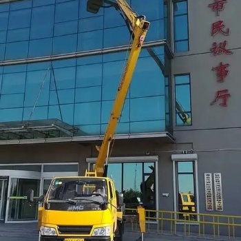 天津西青區(qū)升降車租賃 出租曲臂車 登高車 云梯車 路燈維修車