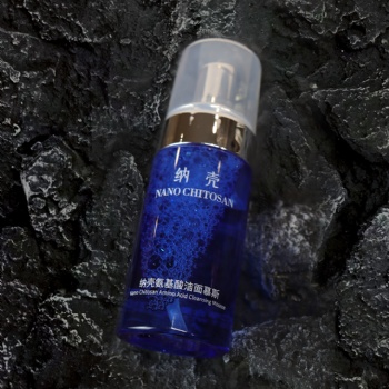 納殼氨基酸潔面慕斯，溫和滋潤，敏感肌也能用！