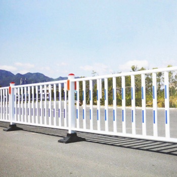 護(hù)欄 道路防護(hù)設(shè)施 市政護(hù)欄 防撞產(chǎn)品 交通設(shè)施